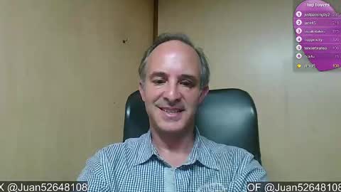 Snapshot of johnq_23 chatting on 12/06/24, 04:06 John online show from 12/06/24, 04:06