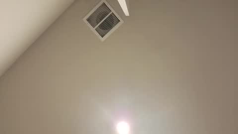 Give John Ryan A Thumbs Up online show from 12/15/25, 05:44