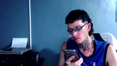 johnsonisaac94  online show from 12/24/24, 07:06