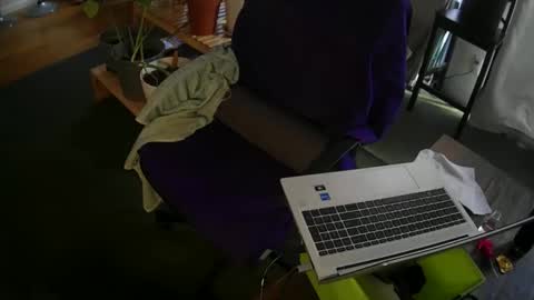 Snapshot of johntylerr833 chatting on 05/08/26, 10:04 johntylerr833 online show from 05/08/26, 10:04
