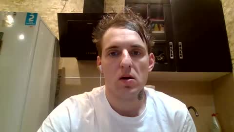 Snapshot of johny_hurdman27 chatting on 12/21/24, 11:11 johny27 online show from 12/21/24, 11:11