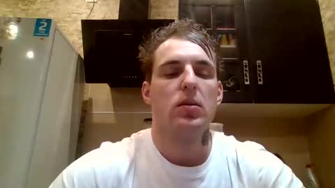 Snapshot of johny_hurdman27 chatting on 12/21/24, 04:03 johny27 online show from 12/21/24, 04:03