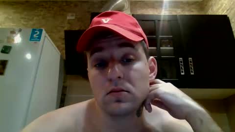 Snapshot of johny_hurdman27 chatting on 11/23/25, 01:22 johny27 online show from 11/23/25, 01:22