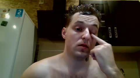 Snapshot of johny_hurdman27 chatting on 04/17/26, 02:31 johny27 online show from 04/17/26, 02:31