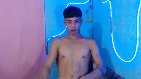 Snapshot of johnydestroyer chatting on 02/23/25, 12:08 johnydestroyer online show from 02/23/25, 12:08