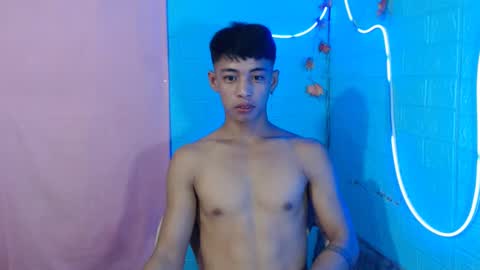 Snapshot of johnydestroyer chatting on 02/24/25, 12:20 johnydestroyer online show from 02/24/25, 12:20