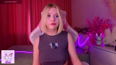 Paula online show from 06/09/26, 01:06