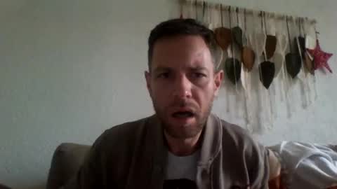 Snapshot of jojo19844 chatting on 11/28/25, 12:41 jojo19844 online show from 11/28/25, 12:41