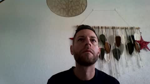 Snapshot of jojo19844 chatting on 12/17/25, 07:58 jojo19844 online show from 12/17/25, 07:58