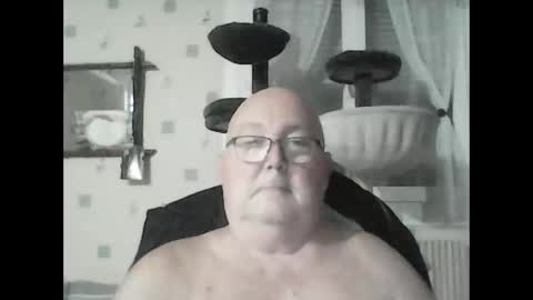 Snapshot of jojo60000529566 chatting on 12/03/24, 01:41 jojo60000529566 online show from 12/03/24, 01:41