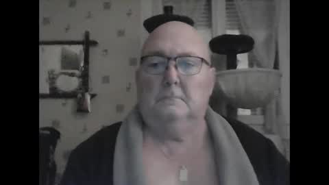 Snapshot of jojo60000529566 chatting on 01/06/25, 04:23 jojo60000529566 online show from 01/06/25, 04:23