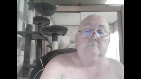 Snapshot of jojo60000529566 chatting on 02/04/25, 12:19 jojo60000529566 online show from 02/04/25, 12:19