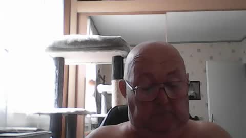 jojo60000529566 online show from 08/03/26, 09:04