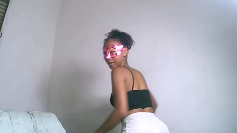 jojoolie online show from 12/17/25, 11:27