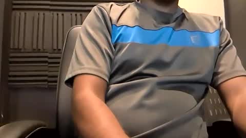 Snapshot of jojoseph2331 chatting on 10/15/25, 06:13 jojoseph2331 online show from 10/15/25, 06:13