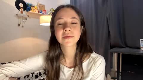 Snapshot of jolandamccammon chatting on 06/01/26, 05:25 I am Joline ntmuLets hit 10 Thumbs Up together online show from 06/01/26, 05:25