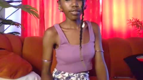 Snapshot of jolene_caramel chatting on 11/12/25, 12:16 jolene_caramel online show from 11/12/25, 12:16
