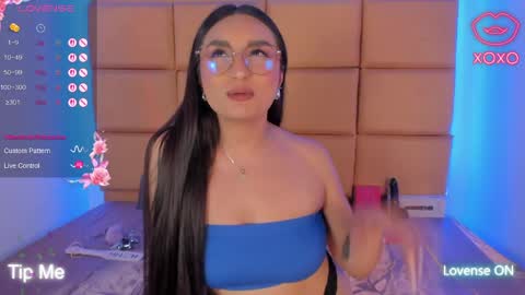 jolie_js online show from 04/30/26, 09:08