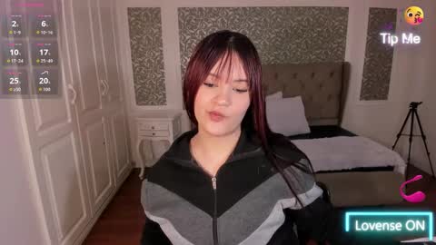 Jolie price  online show from 11/29/25, 02:47