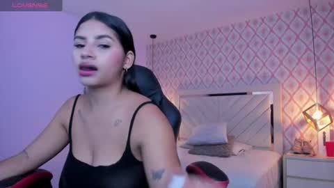 J O L I E  online show from 07/18/26, 02:38