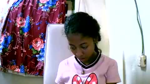 joliekah27 online show from 01/14/25, 05:01
