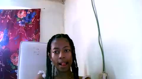 joliekah27 online show from 01/19/25, 06:09