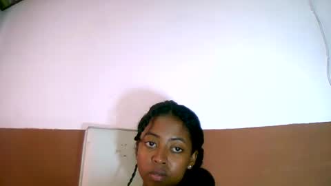 joliekah27 online show from 02/08/25, 11:22