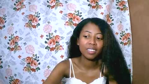 joliekah27 online show from 03/09/25, 10:52