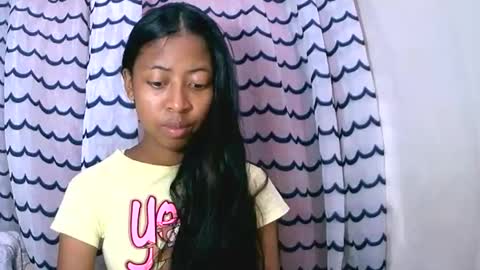 Snapshot of joliekah27 chatting on 09/17/25, 09:00 joliekah27 online show from 09/17/25, 09:00