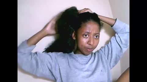 Snapshot of joliekah27 chatting on 11/01/25, 11:56 joliekah27 online show from 11/01/25, 11:56