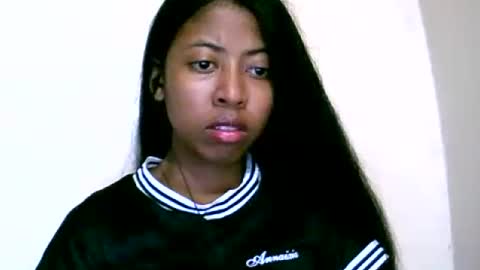 joliekah27 online show from 06/13/26, 07:56