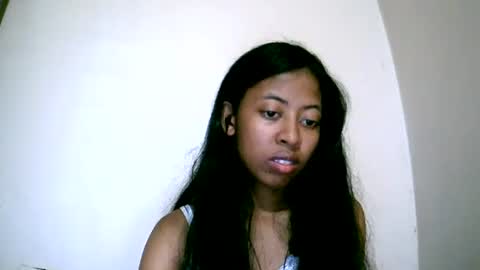 joliekah27 online show from 06/19/26, 09:24
