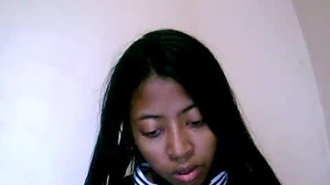 joliekah27 online show from 07/28/26, 09:37