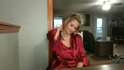 Snapshot of joliexx41 chatting on 12/01/24, 09:48 Jolie online show from 12/01/24, 09:48