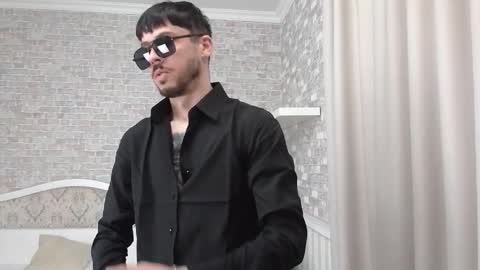 JonahShaw online show from 10/25/25, 04:31