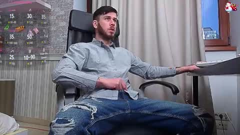 Snapshot of jonahshaw chatting on 01/13/26, 05:35 JonahShaw online show from 01/13/26, 05:35