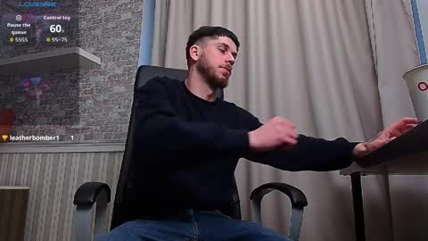 Snapshot of jonahshaw chatting on 03/29/26, 04:23 JonahShaw online show from 03/29/26, 04:23