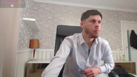 Snapshot of jonahshaw chatting on 04/27/26, 04:32 JonahShaw online show from 04/27/26, 04:32