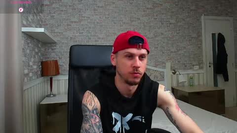 Snapshot of jonahshaw chatting on 05/14/26, 04:52 JonahShaw online show from 05/14/26, 04:52