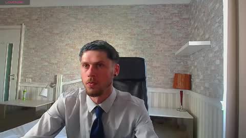Snapshot of jonahshaw chatting on 05/28/26, 04:43 JonahShaw online show from 05/28/26, 04:43