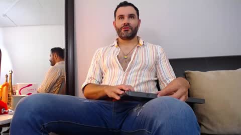  JONAS BEARD  online show from 12/03/24, 07:55