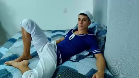 Snapshot of jonas_smith1 chatting on 10/31/25, 05:03 Jonas online show from 10/31/25, 05:03