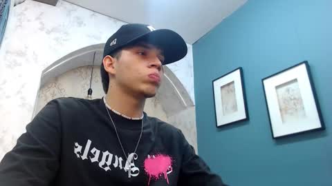 Jonathan online show from 12/17/24, 11:49