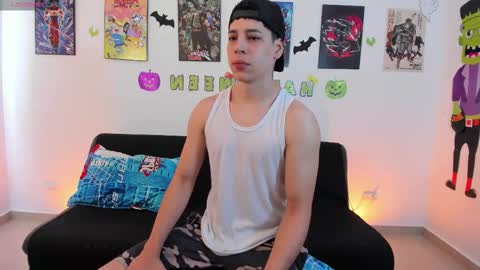 Instagram jonathanfit14 online show from 11/04/25, 02:05