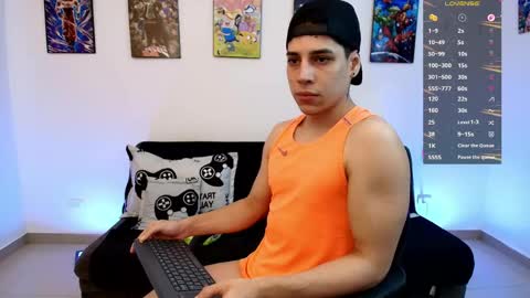 Snapshot of jonathanjoestar_ chatting on 05/26/26, 10:17 Instagram jonathanfit14 online show from 05/26/26, 10:17