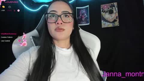 Janna online show from 10/10/25, 03:05