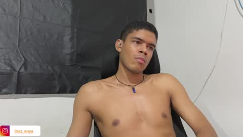 Snapshot of jonhsebastiann chatting on 04/04/26, 05:38 John online show from 04/04/26, 05:38