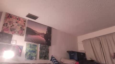 Snapshot of jonnyhungster chatting on 10/30/25, 09:55 JayHungster xxx online show from 10/30/25, 09:55