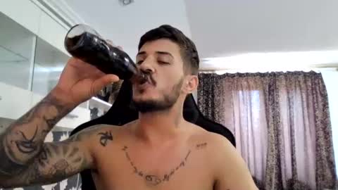 jonnyporn1 online show from 07/06/26, 10:23