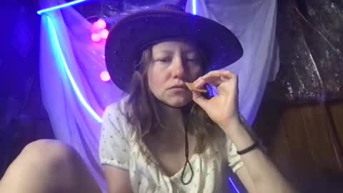 Snapshot of jony_marta chatting on 10/06/25, 08:39 Jony Marta GMT 2000-0100 every day online show from 10/06/25, 08:39